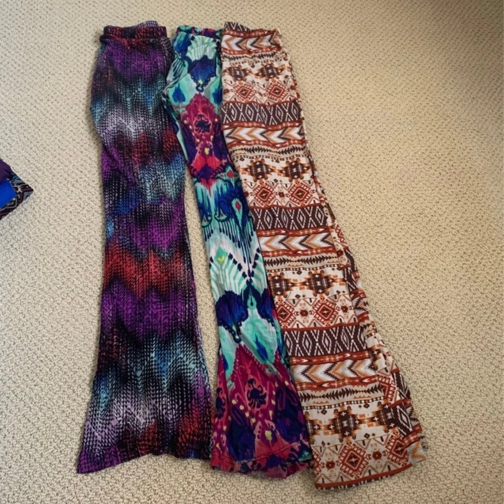 3 Pairs of Printed Yoga Pants